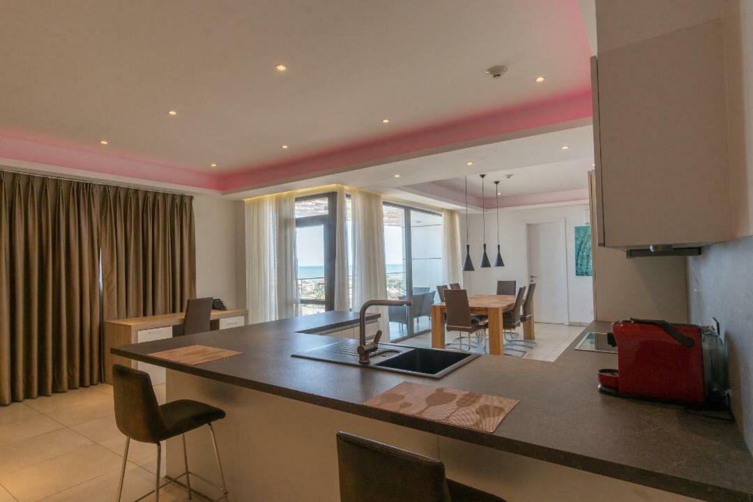 Suncity Hotel Apartment アクラ エクステリア 写真